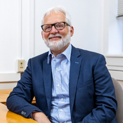 Dr. Bart Nijssen